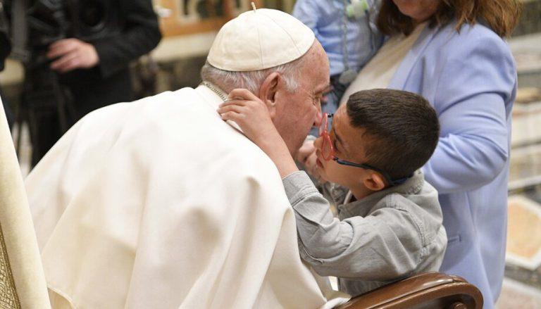 Oramos por las personas con discapacidad, en comunión con el Papa Francisco